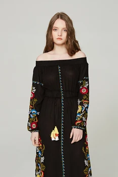 

Greek Aegean sea holiday wind strapless dress Embroidery tassel dress