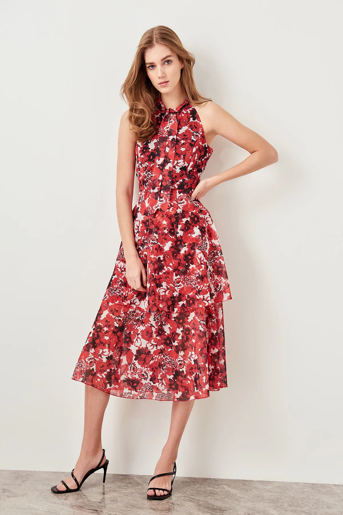 

Trendyol Bordeaux Scarf Detail Dress TCLSS19AP0056