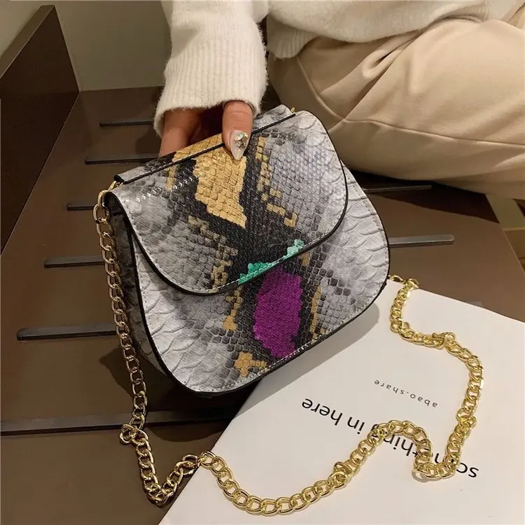 Crossbody حقيبة للنساء الأزياء الأفعى الجلد بو الجلود حقائب كتف الإناث سلسلة حقيبة ساعي النساء حقيبة يد حزب يوم براثن