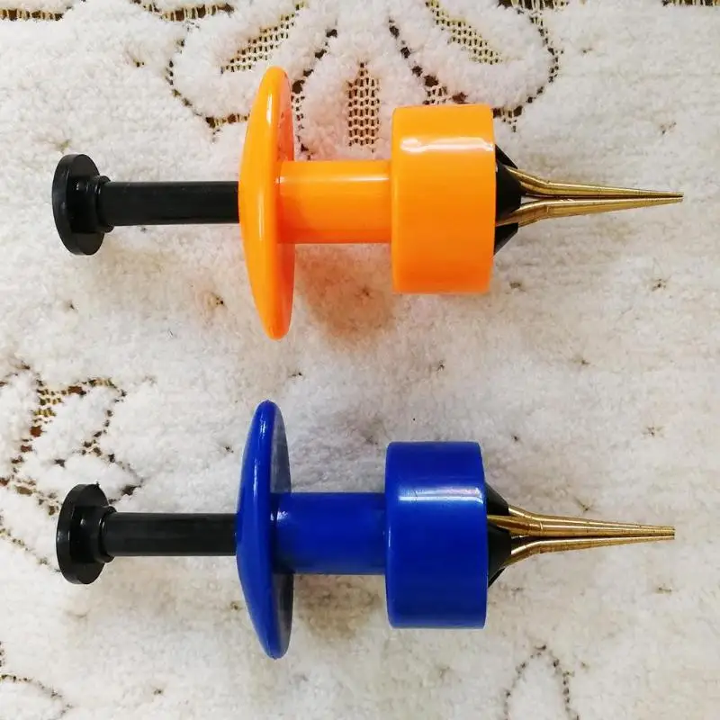 

Portable Copper Bloodworm Clip Fishing Bait Lures Portable Fishing Baits Lightweight Fishing Lures Earthworm Bloodworm Clip