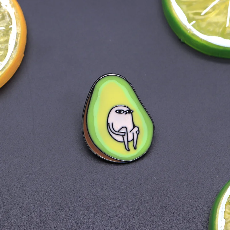 

Cartoon Cute Brooches Funny Avocado Enamel Pin for Kids Lapel Pin Hat Bag Pins Denim Jacket Women Brooch Badge SC4753