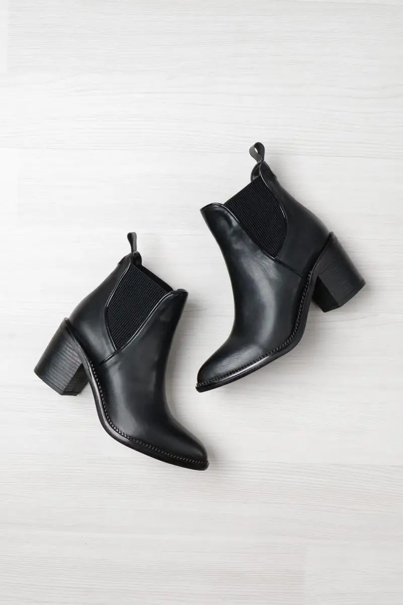 

Bambi Black Women Boots E0204807809