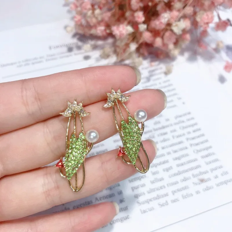 

2019 New Design Exaggeration Fashion Dangle Earrings For Women Luxury Jewelry Cactus Drop Crystal Pendant Simulated Pearl Gift