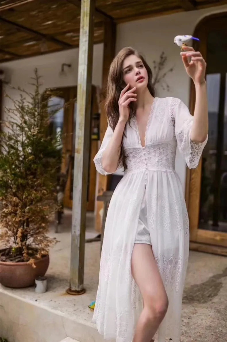 

2019 Summer Women Sexy White Lace Sleepwear Princess V Neck Long Nightwear Fashion Solid Palace Robe Nightgown
