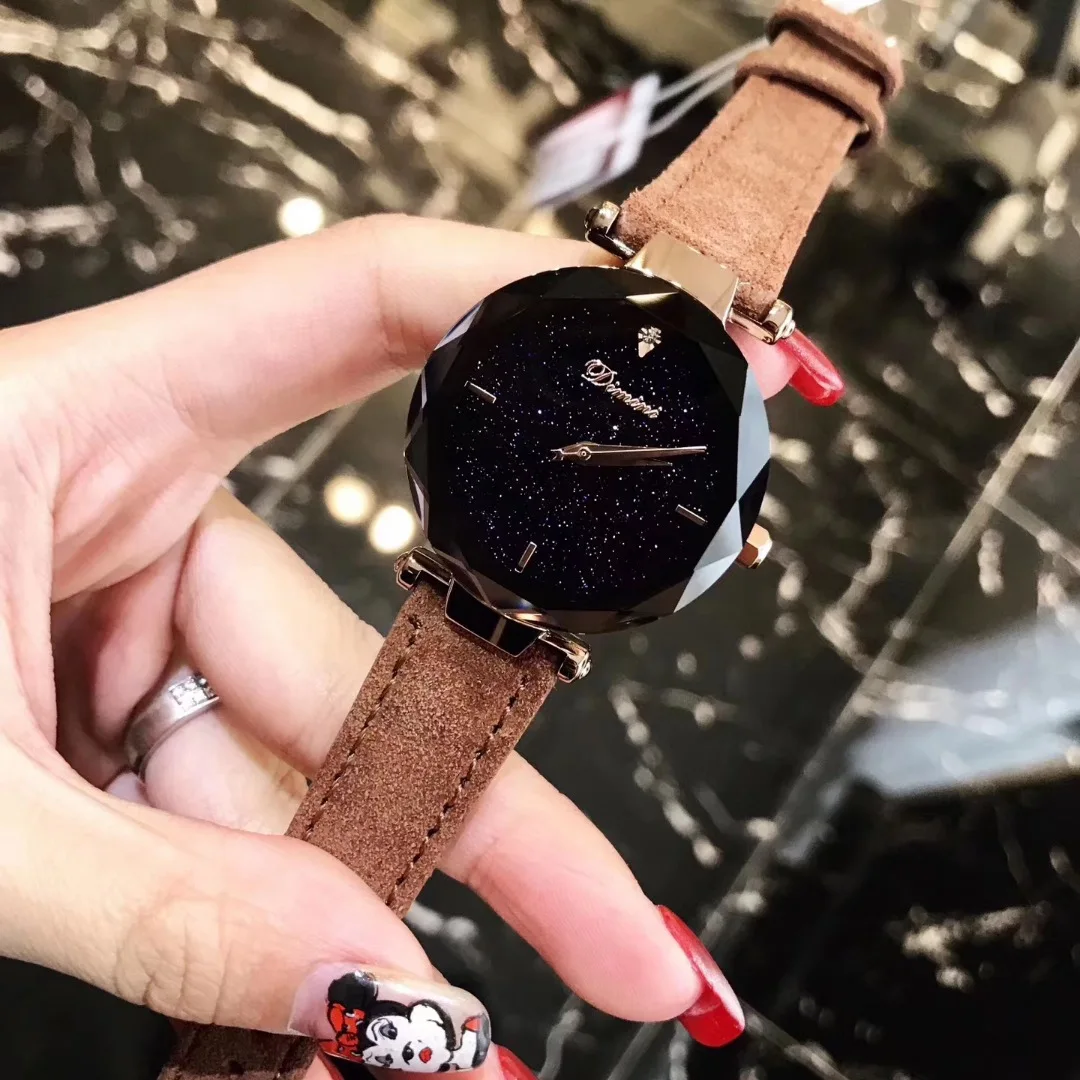 

2018 Luxury Brand Watches Women Personality Romantic Starry Sky Wristwatch Leather Rhinestone Designer Ladies Clock