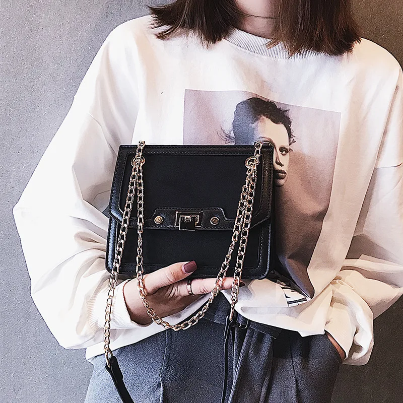 

2018 New Pattern Korean Fashion Single Shoulder Package Chain Lock Catch Small Square Package All-match Messenger Woman Bag