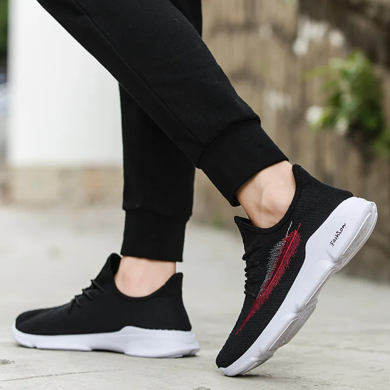 Men Casual Shoes Men Mesh Light feather embroidery black Sneakers Breathable Elastic band Walking shoes Zapatillas de deporte