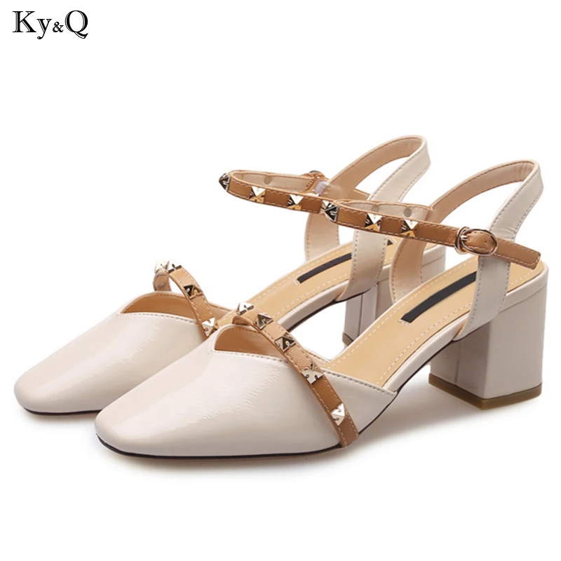 

2019 Summer New Ladies Roman Style Fashion Color Matching Thick Buckle With Comfortable Baotou Rivet High Heel Wild Sandals5-8cm