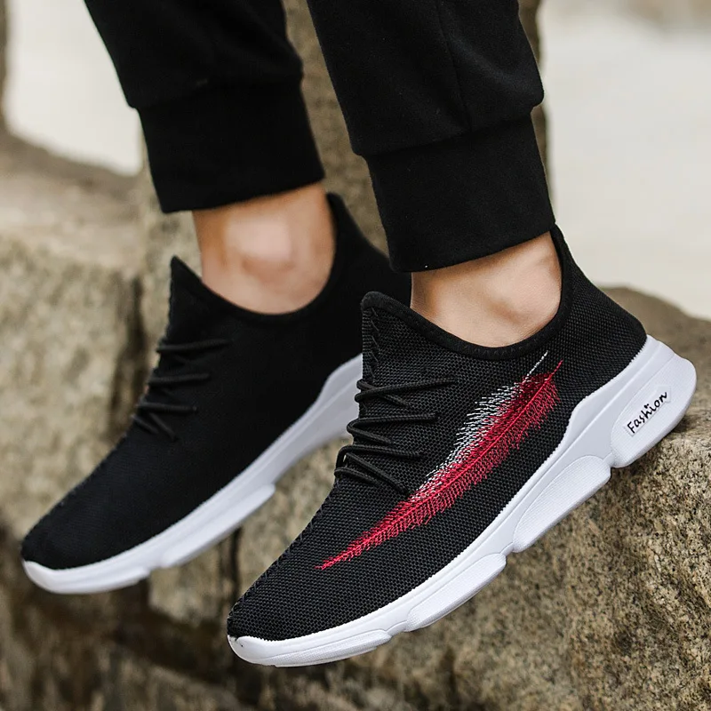 Men Casual Shoes Men Mesh Light feather embroidery black Sneakers Breathable Elastic band Walking shoes Zapatillas de deporte
