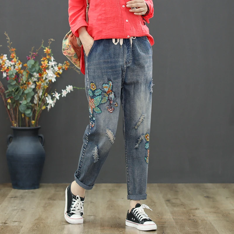 

Fashion Women Jeans Blue Floral Embroidery Harem Pants Washed Denim Pants Female Spring Summer Loose Casual Ripped Holes Jeans