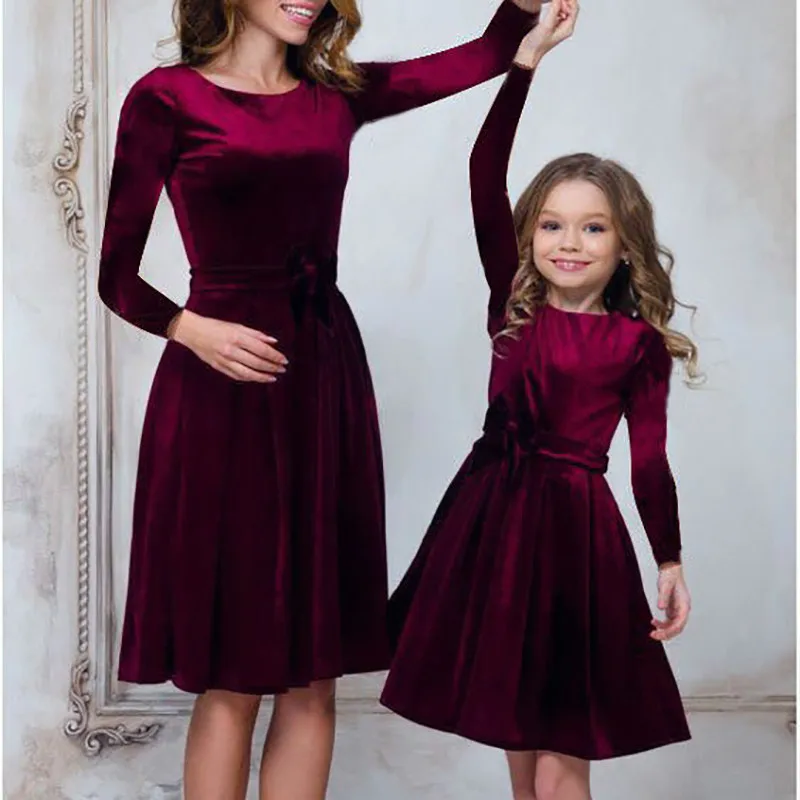 

2020 Mother and Daughter Christmas Dress Clothes Parent Child Dress Long Sleeve Family Matching Outfits Set Winter XmasNew