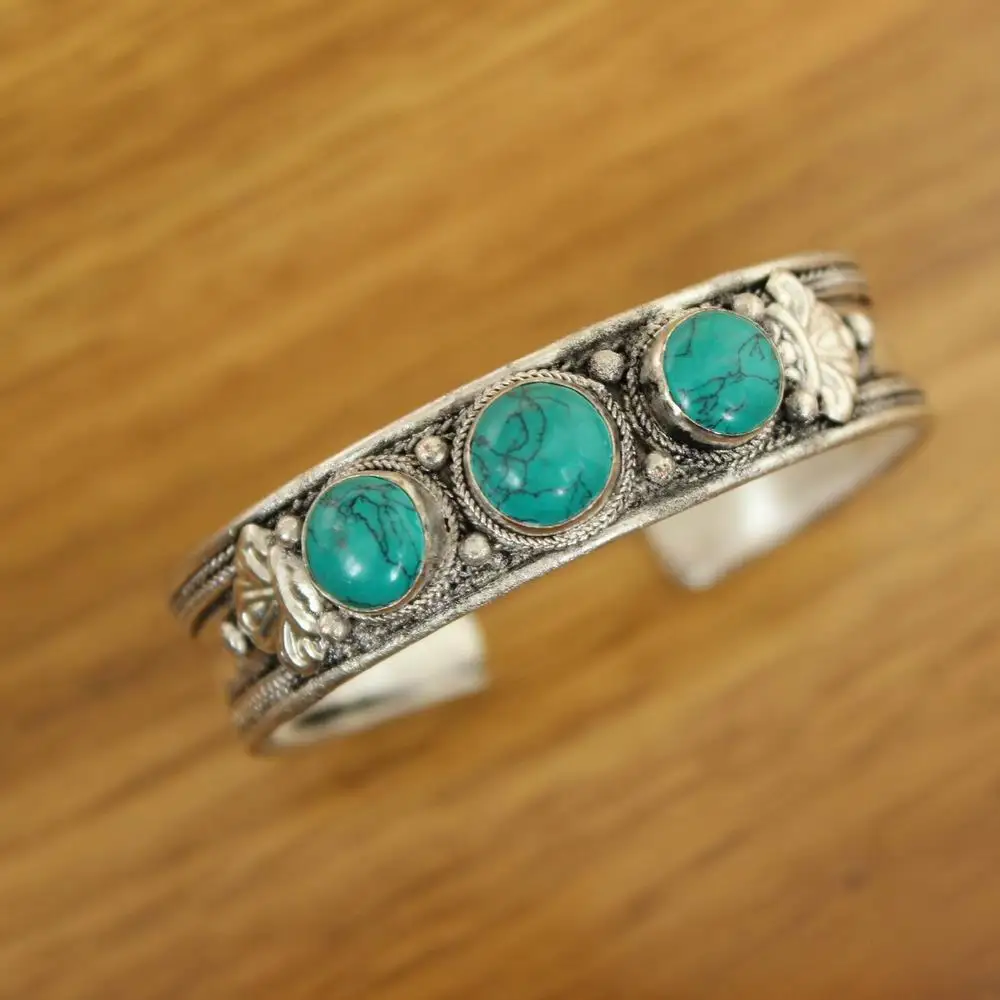 

BR040 Nepal Bracelets Bangle Tibetan Silver Inlaid 3 Turquoises Stone Open Cuff Bangle For Women