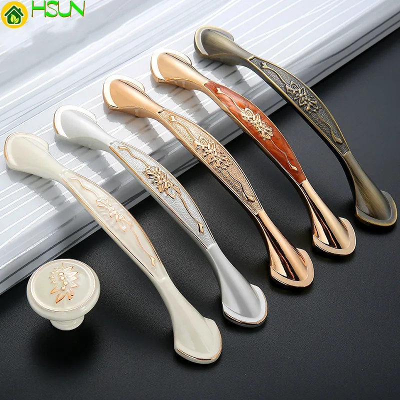 

Cabinet Knobs and Handles for Furniture Simple Kitchen Handles Drawer Pulls Door Handles handvatten voor meubels bouton YJ2006