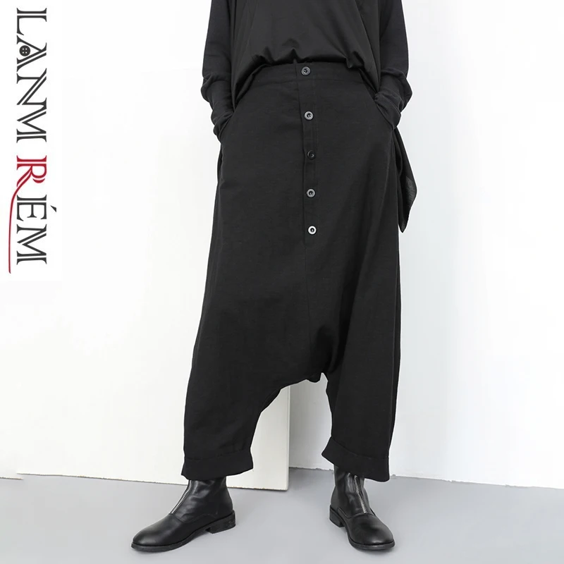 

LANMREM 2019 New Fashion Button Decoration Black Cross-pants For Women Spring Casual Elastic Waist Black Trousers Female YG25001