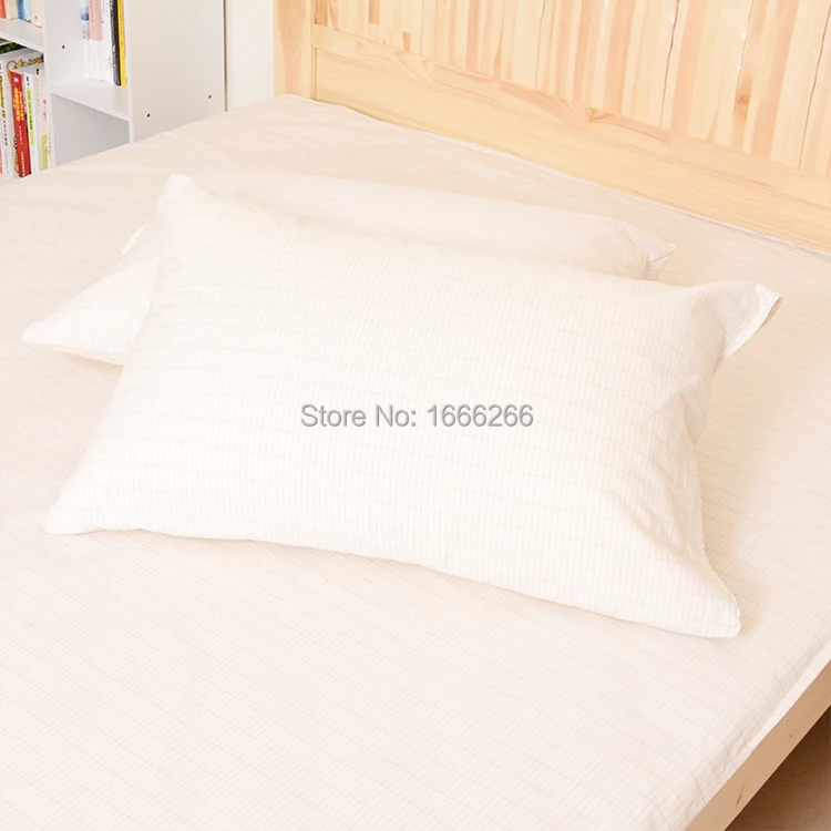 bed sheet and pillowcase set