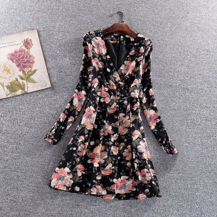 

Women Spring Flora Printed Full Sleeves V-Neck Short Draped Dress