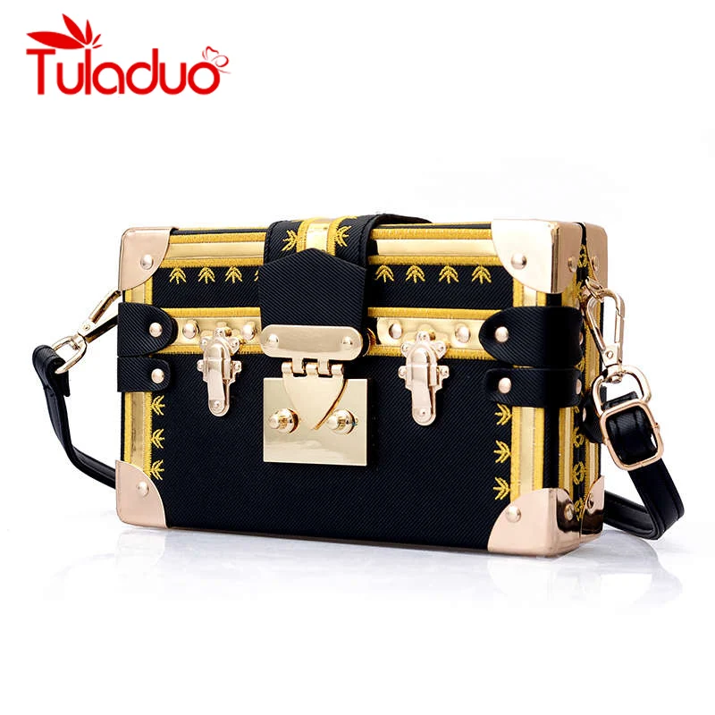 

Fashion Box Women Bag Rivets Fashion Women Messenger Bags Small Square Girls Shoulder Bags 2019 New Female Shoulder Packages