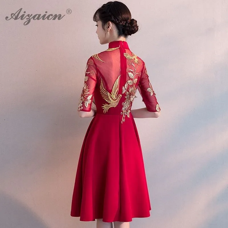 Красный невесты короткий Cheongsam Современная вышивка Qi Pao женский китайский традиционный свадебный платье Ципао Chinoise вечерние платья