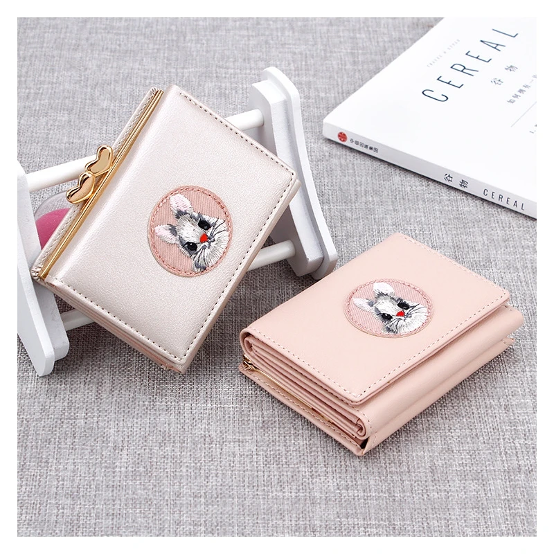 

Women Creative Fresh Animal Cloth Stickers Change Folder Simple Multi-Card Short Ladies Wallet