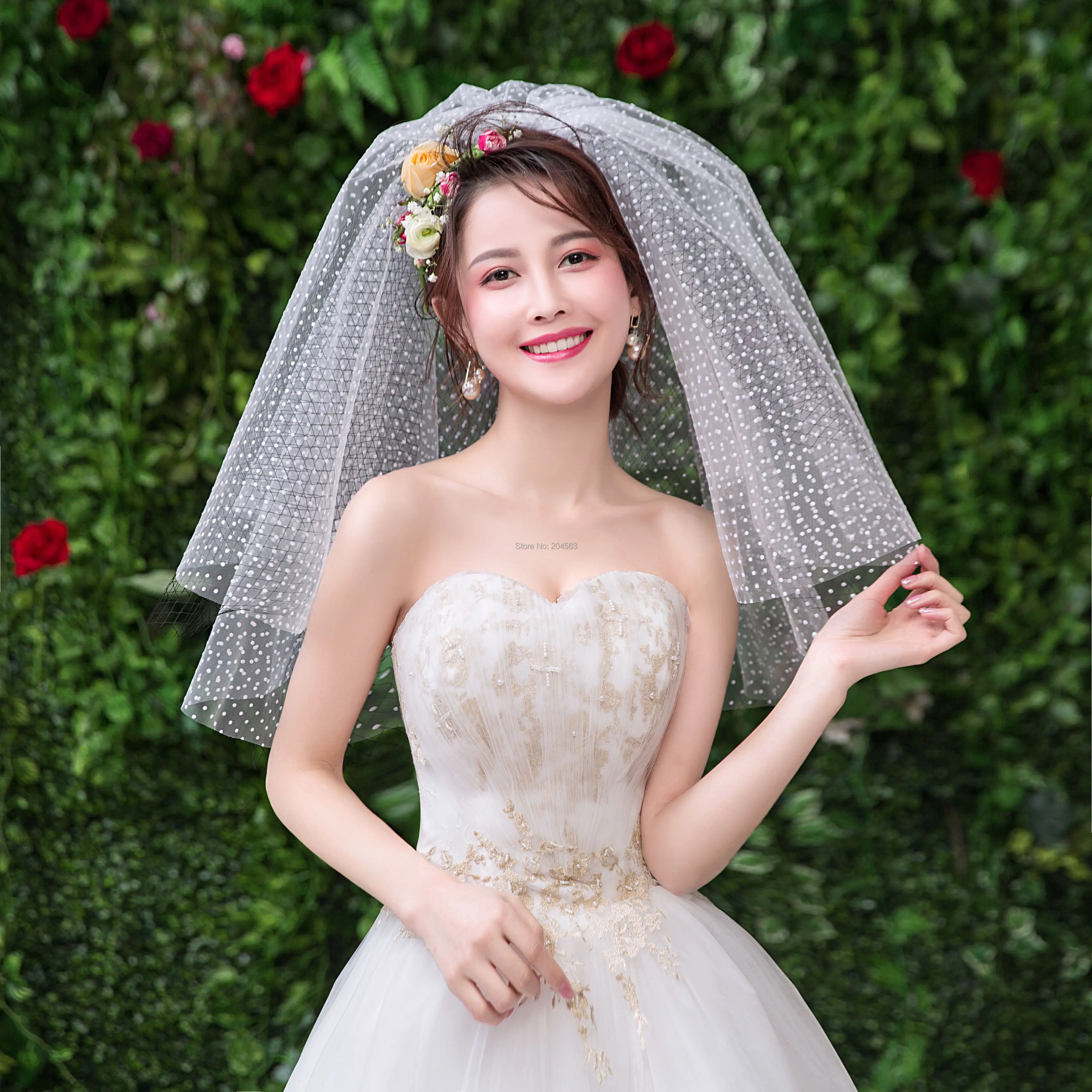 

Multi-Layer Veil with Black Net Wedding Veil Tulle Short Bridal Veil for Bride