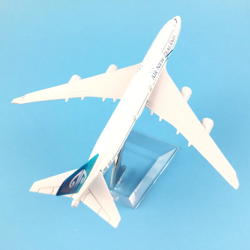 16cm Air New Zealand Boeing 747 Aircraft Model Diecast Metal Model Airplanes 1:400 Metal Aeroplane Plane Airplane Model Toy