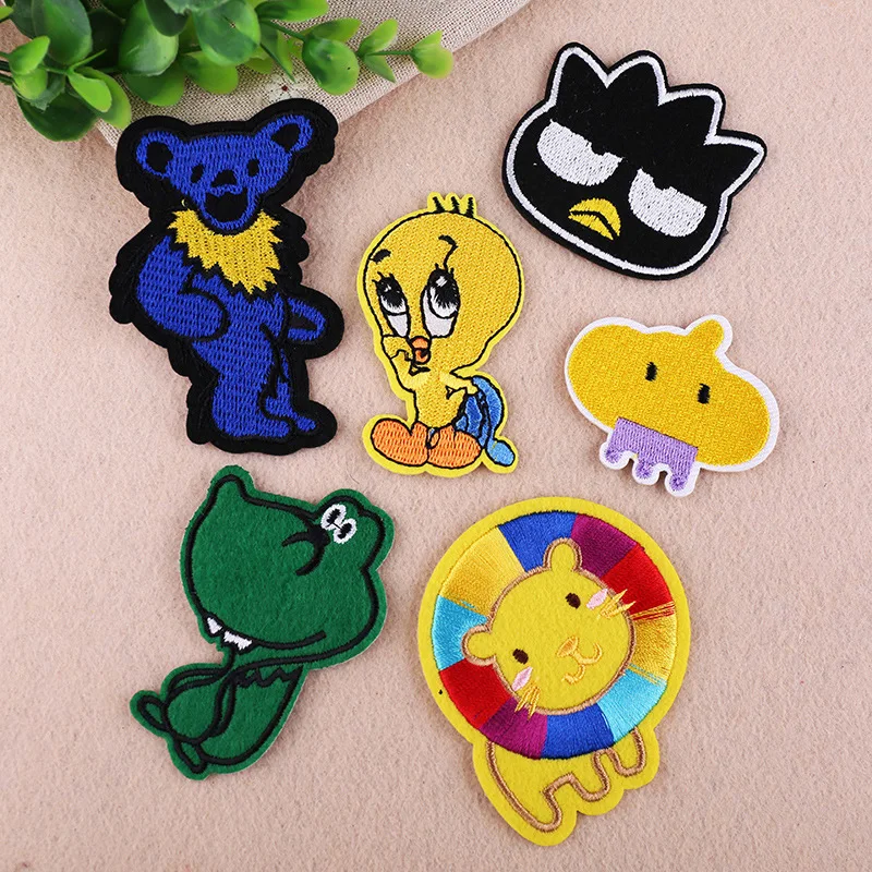 

PGY 1PGY Hot Sale Cartoon Animal series Patches Lion duck Patch Iron On Patches For Clothing Child clothes Diy Ironing Stickers