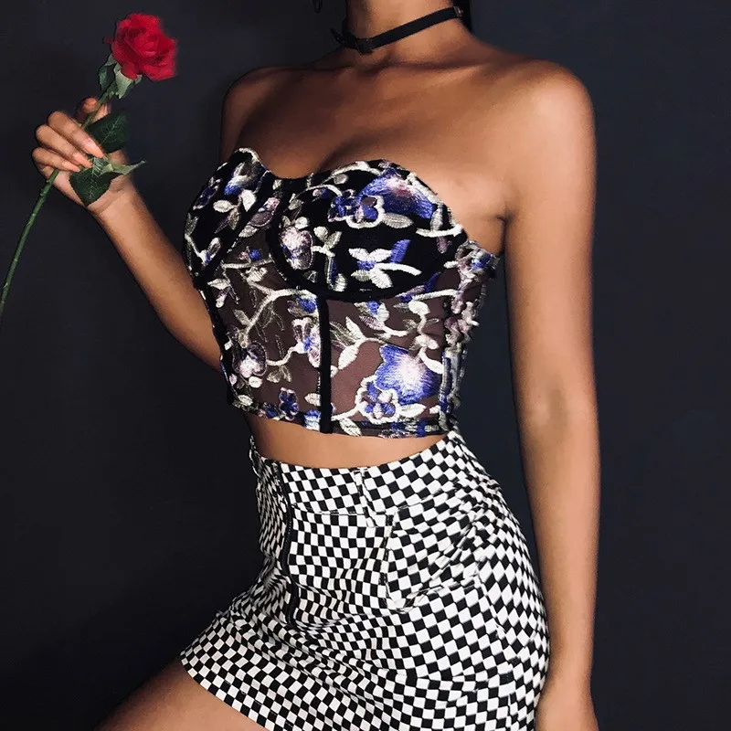 

2019 New Women Sexy Floral Embroidery Transparent Mesh Crop Top Short Fashion Slash Neck Sbackless Leeveless Tube Tops