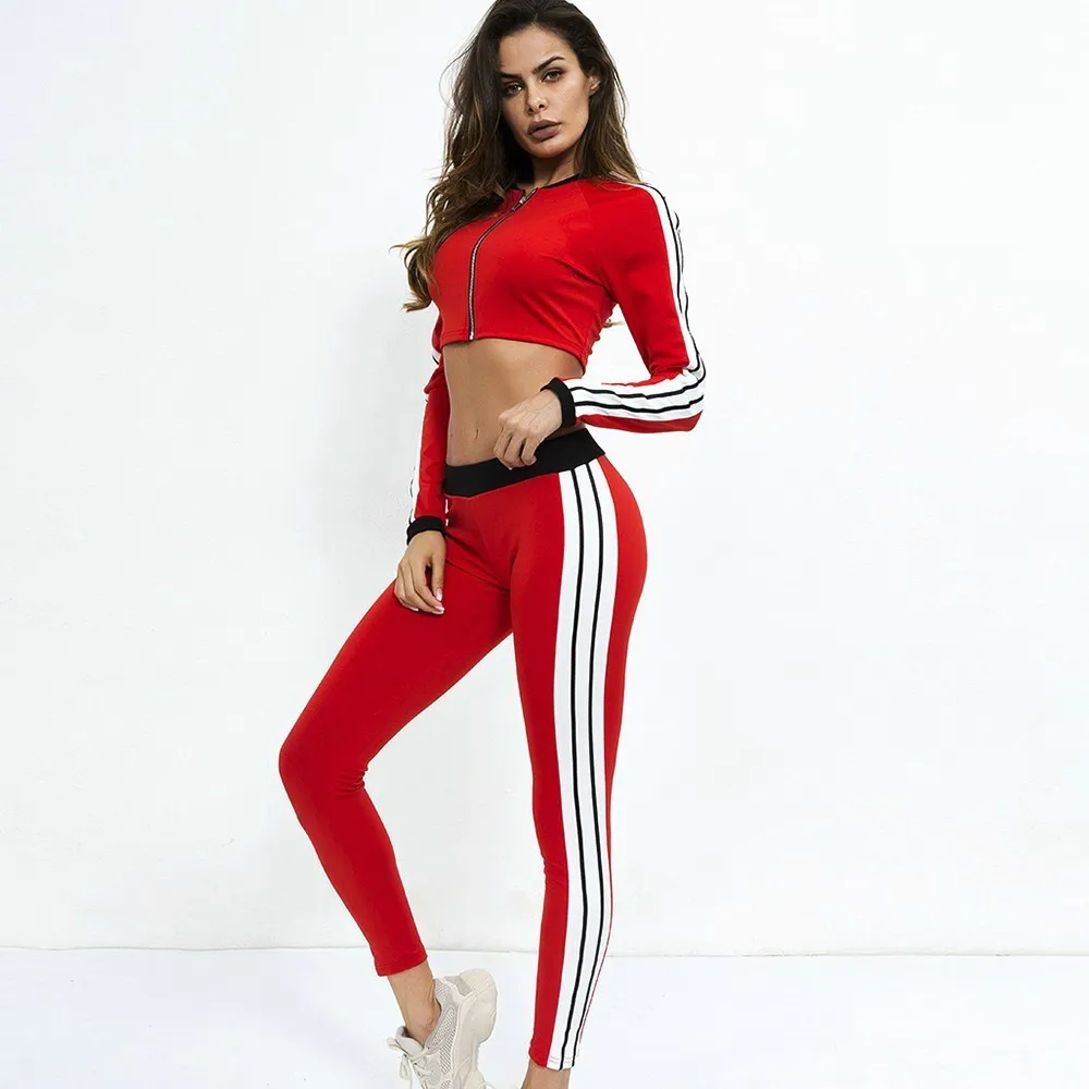 long sleeve crop top sportswear