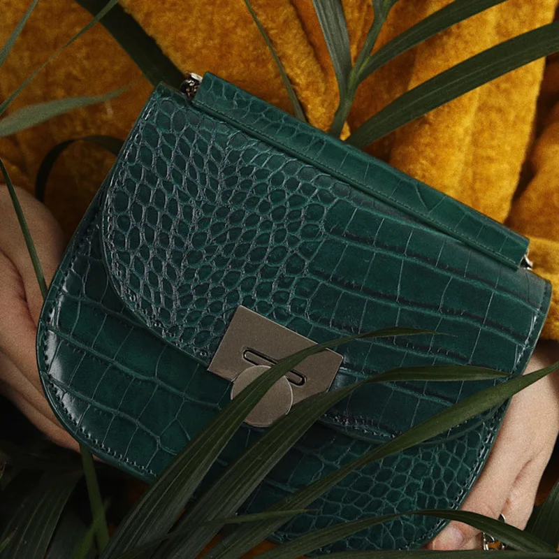 

[Super Seabob] 2019 Spring Summer Woman New Dark Green Color Single Metal Chain Alligator Pattern PU Leather Messenger Bag LI967