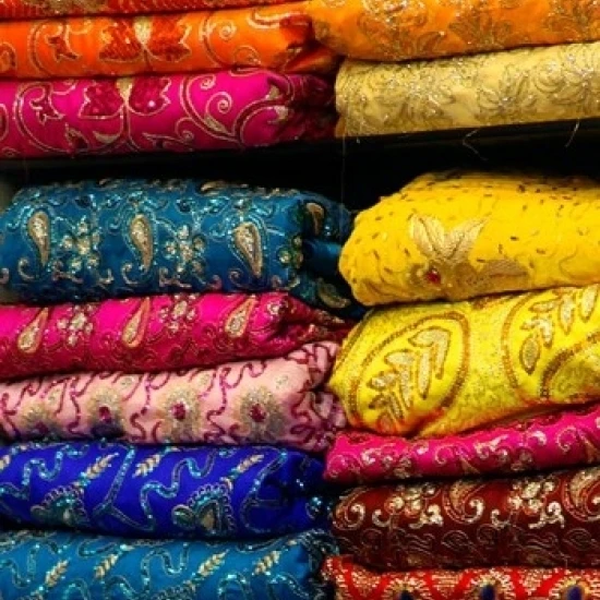 Colorful Sari Shop in Old Delhi market India Poster Print by Kymri Wilt (18 x 26) | Дом и сад