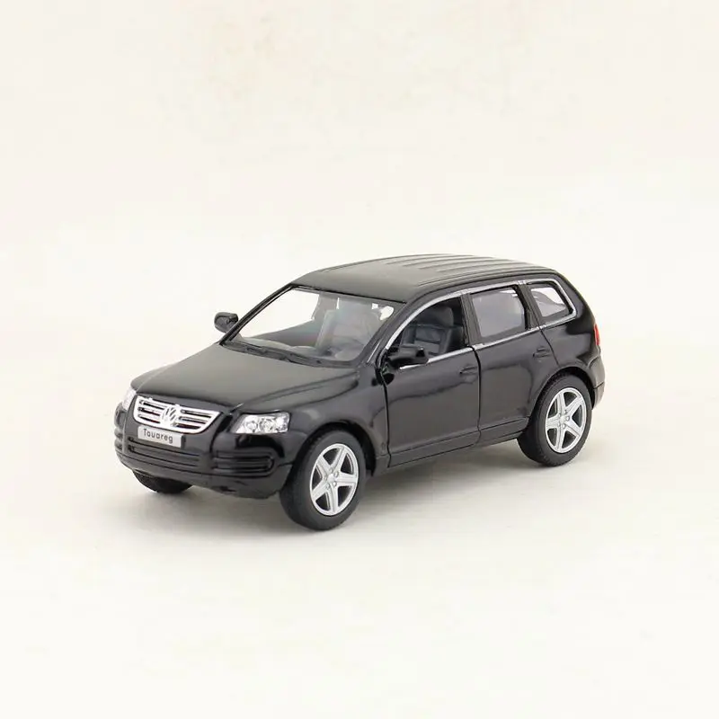 Литая металлическая модель KINSMART/Масштаб 1:38/2003 внедорожник Volkswagen Touareg