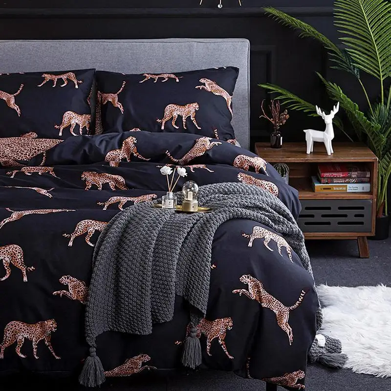 

2019 New 3PCs Sanding Leopard Printed Queen Size Bedding Set Quilt Cover Wrinkle Resistance Elasticity Pillowcases Comfortable