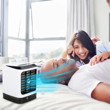 

USB Powered Portable Air Fan Water Cooling Mini Fan Humidifier 3 Speeding Modes Air Conditioner For Household Use