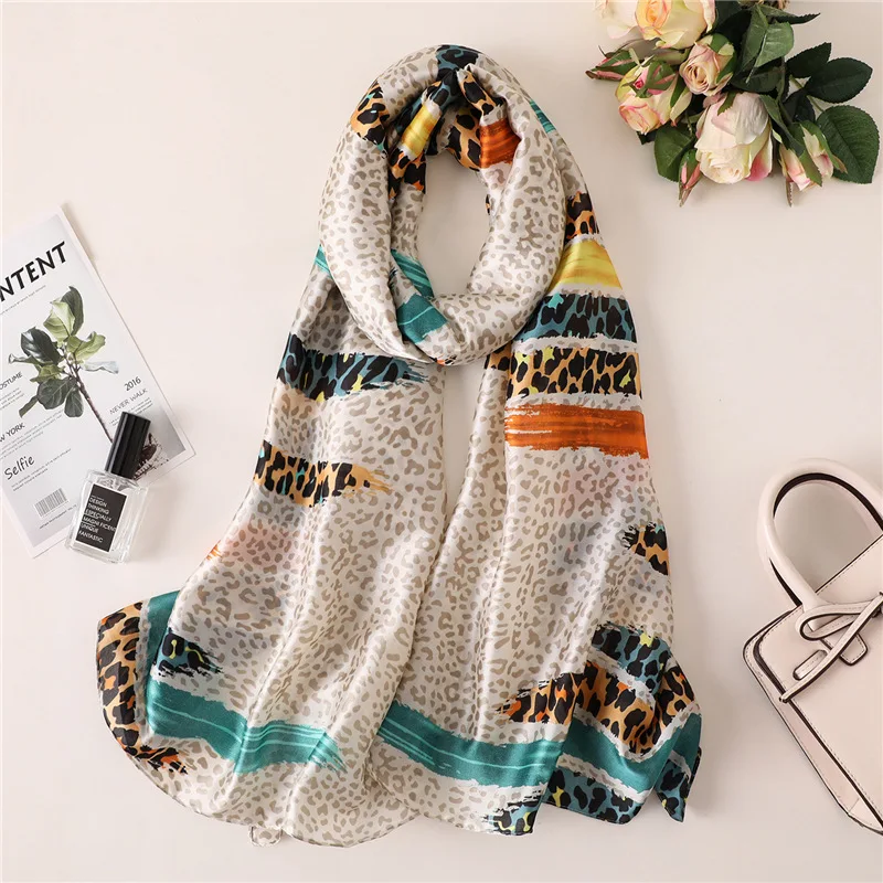 

Visual Axles Women Silk Scarf Luxury Brand Leopard Pashmina Shawls Foulard Femme Designer Head Hijab Scarves Long Bandana New