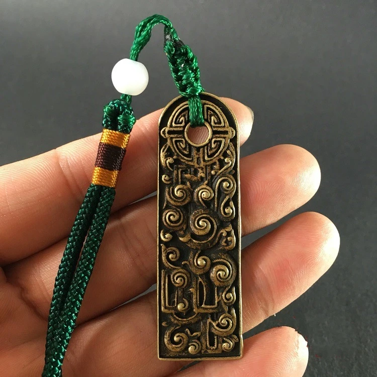 2.6/" Tibet Buddhism Miao Silver 18 Arms Maha Cundi Kwan-yin Bodhisattva Pendant
