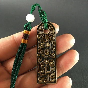 

Collectable Chinese Brass Carved Longevity Pattern In Mongolia Rectangular Bronze Medal Exquisite Small Pendant Statues