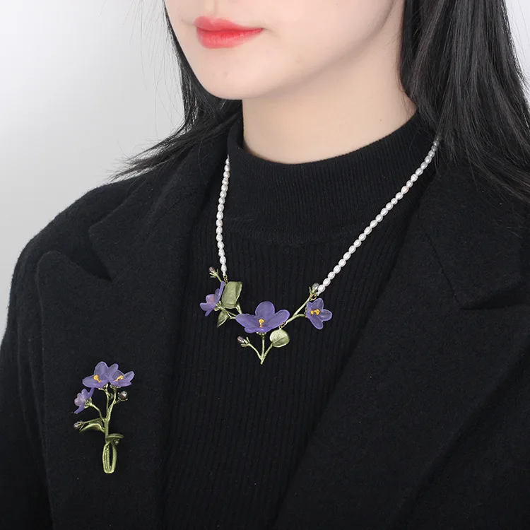 

Free shipping African violet green flower accessories brooch