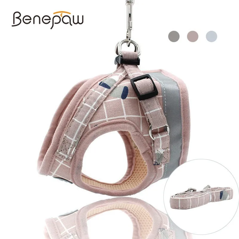 

Benepaw Breathable Plaid Small Dog Harness Leash Set Lightweight Mesh Soft Pet Harness for Small Medium Dogs Cat Puppy Products