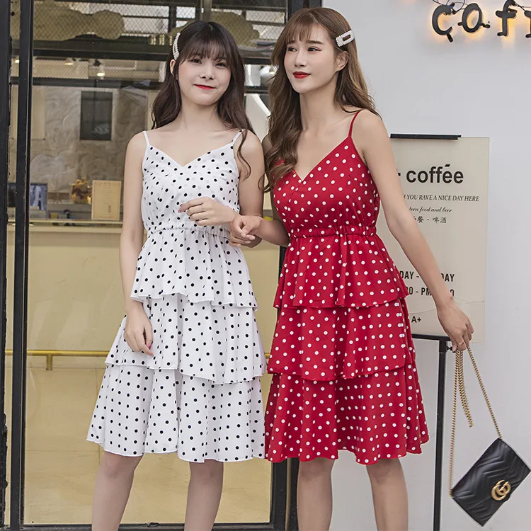 

Chiffon Dress Summer New Female Long Section Polka Dot Floral Sleeveless Sling Slim Was Thin Korean Version of The Cake Dress