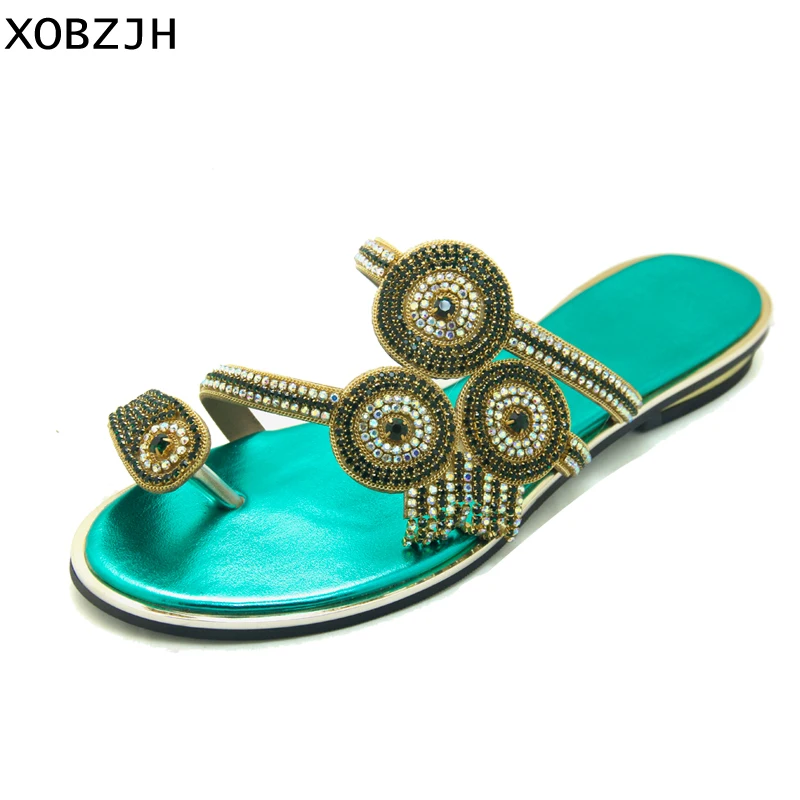 

XOBZJH Women Shoes Summer 2018 New Fashion Flat Sandals Mature Luxury Party Mature Ladies Rhinestone Open Toe Shoes Plus Size