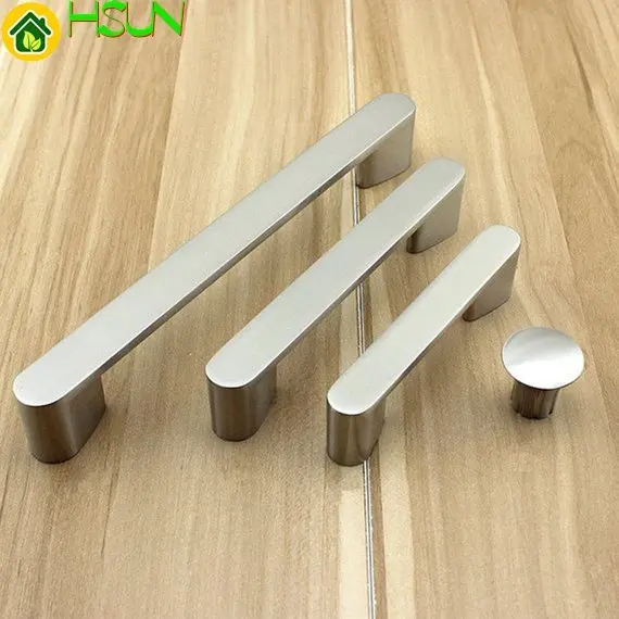 Choosing Modern Cabinet Hardware For A New House Design Milk