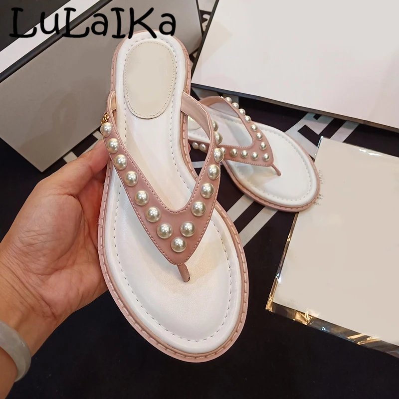 

Fashion Summer New Brand Lady Spell Color Slippers 2019 Sexy Pearl Shining Shoes Woman Non-slip Indoor Outdoor Flip Flops