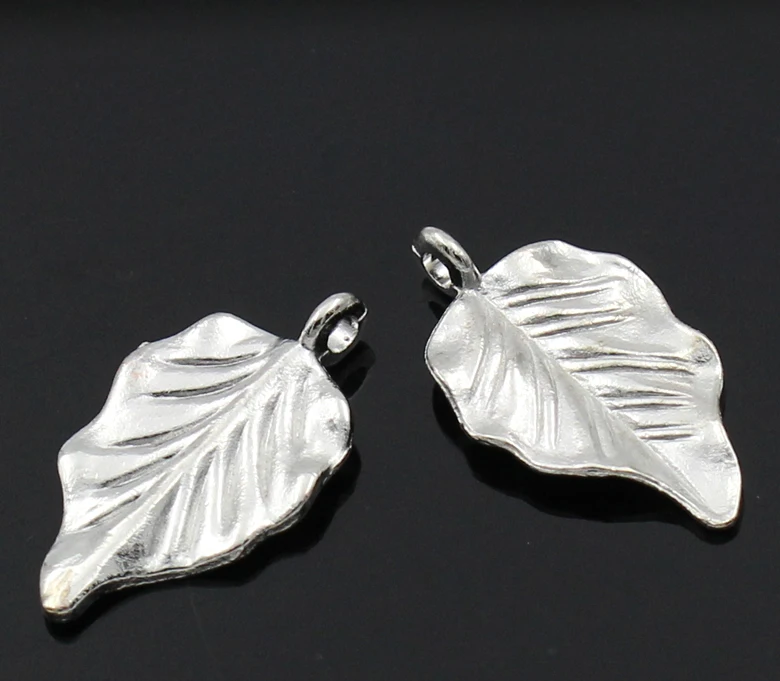 

Lovely Charm Pendants Leaf Silver Plated 32x18mm,30PCs (B22551)
