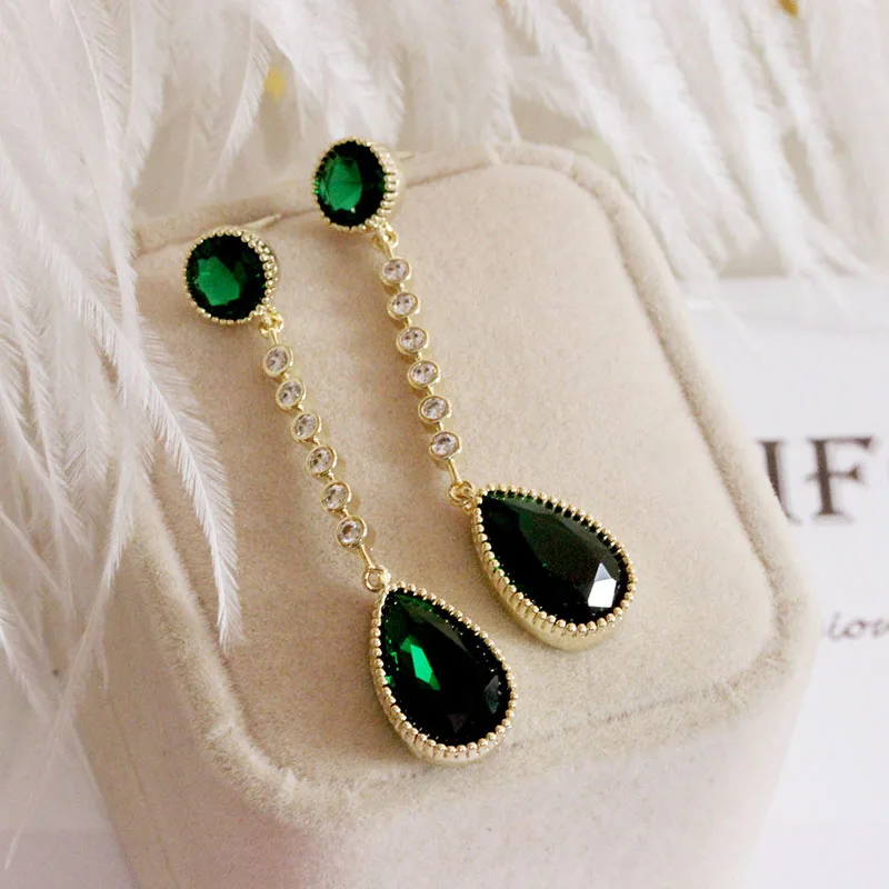

Luxury Aristocratic Vintage Fashion Big Water Drop Green CZ Stone Long beaded minimalist earrings Women Party Jewelry gold color