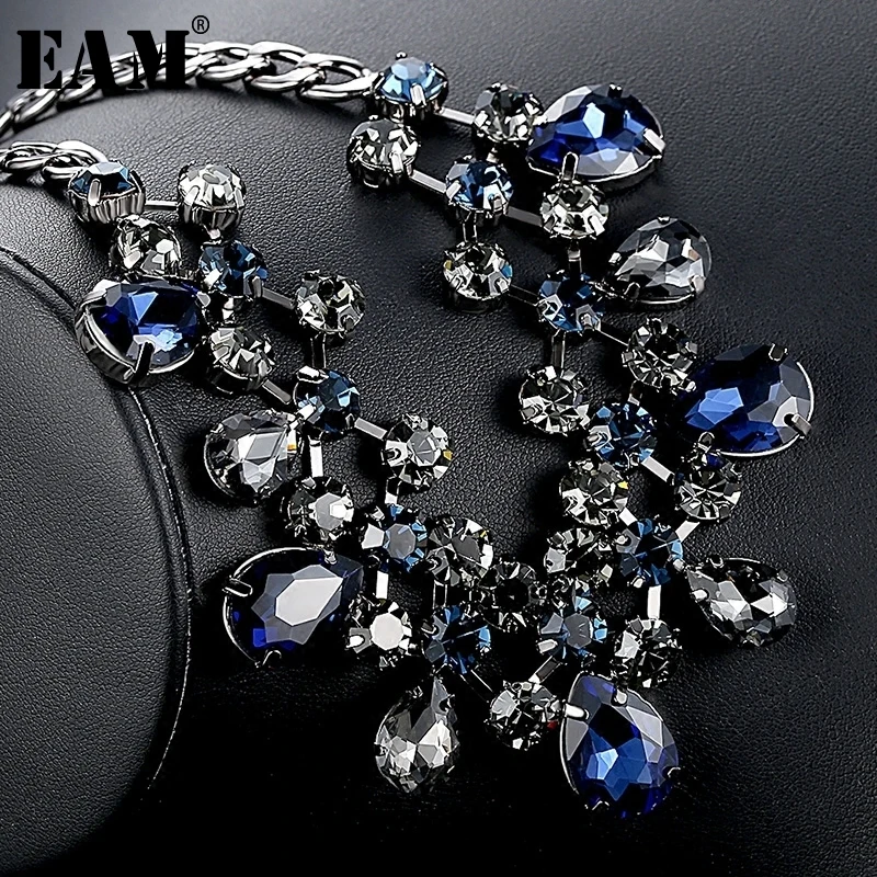 

WKOUD EAM Jewelry / 2019 New Fashion Temperament Blue Zircon Inlaid Exaggerated Irregular Necklaces Women's Accessories S#N609