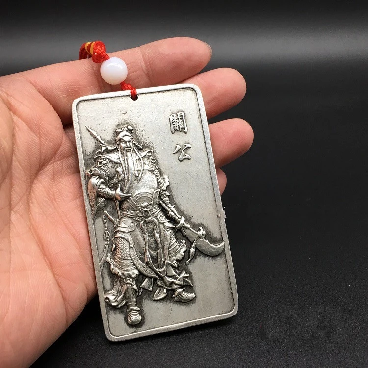 

Collectable Chinese Brass Carved Guan Gong Guan Yu Sabre Exquisite Small Pendant Statue