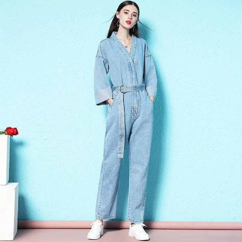 

2019 Spring and Autumn v-neck jumpsuit casual denim jumpsuit female high waist straight pants rompers ladies jumpsuits nw18c2936