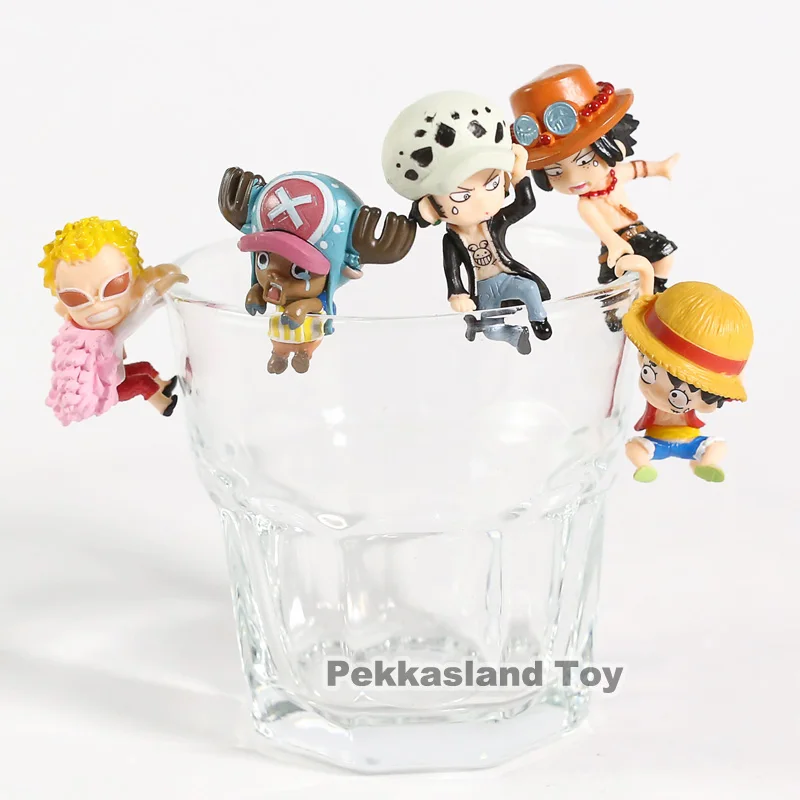 

PUTITTO Series One Piece Luffy Ace Chopper Law Doflamingo Mini PVC Figures Toys 5pcs/set
