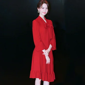 

South Korea 2019 spring and summer fashion star catwalk new high-end women's red dress slim dress female