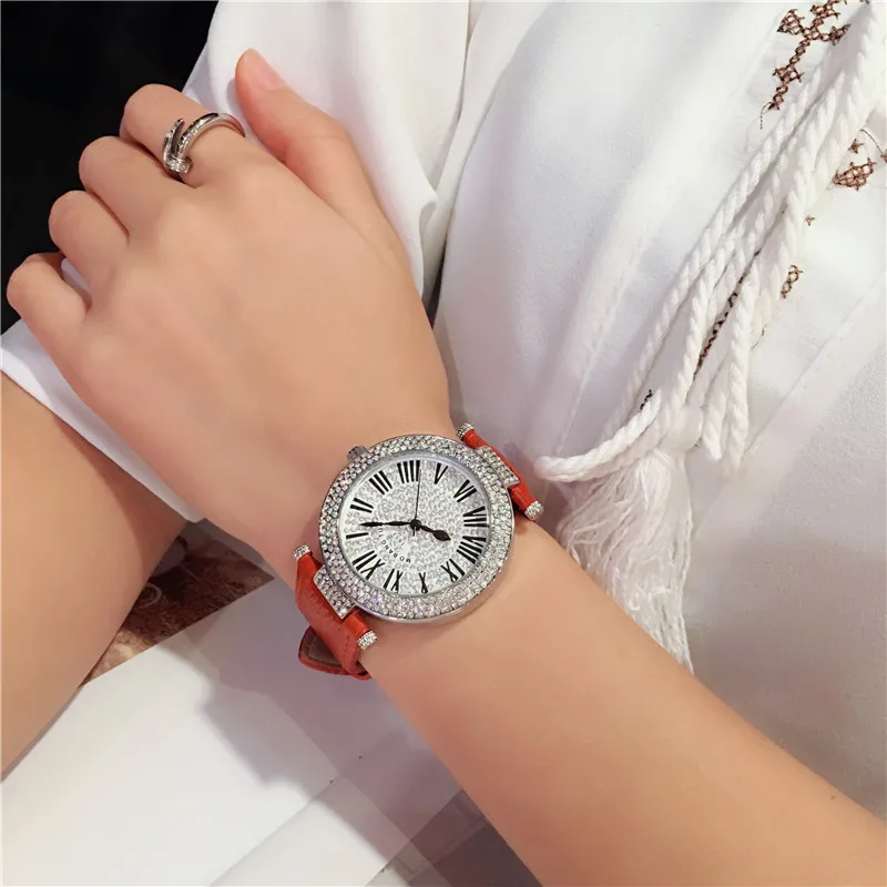 

2019 New Arrival France Popular Quartz Watch for Women Simple Roma Dial Rope Strap Watch for Student